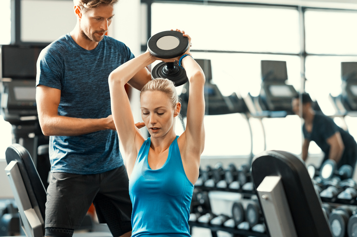 Por qué un entrenador personal puede ser tu mejor aliado para sentirte más guapa, más fuerte y más feliz